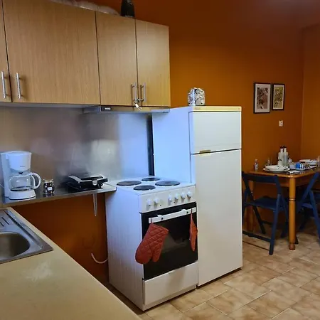 Seaside Apartment In Xilokastro - Ammos Beige By Booking Kottas *