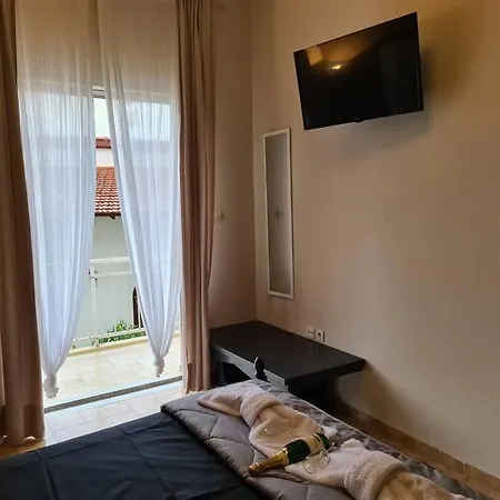 Seaside Apartment In Xilokastro - Ammos Beige By Booking Kottas