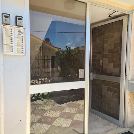 Seaside Apartment In Xilokastro - Ammos Beige By Booking Kottas Xylokastro
