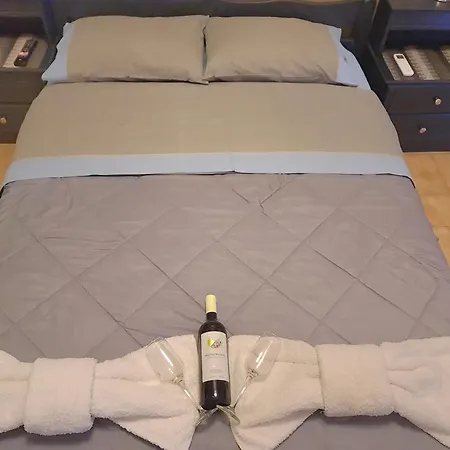 Seaside In Xilokastro - Ammos Beige By Kottas アパート クシロカストロ