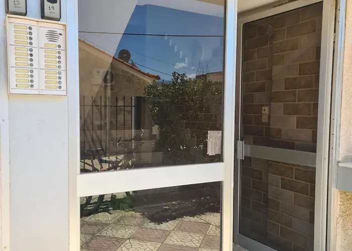 Seaside In Xilokastro - Ammos Beige By Kottas Xylokastro